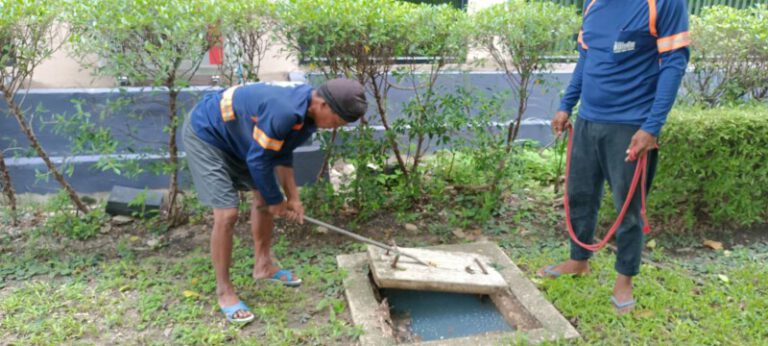 รับจ้างลอกท่อบ้านระกาศ